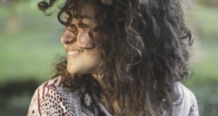 PARA SER FELIZ DEBES APRENDER A IGNORAR A ALGUNAS PERSONAS