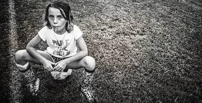 ¿Y SI ENSEÑAMOS A LAS NIÑAS A SER VALIENTES, EN VEZ DE SER PERFECTAS?