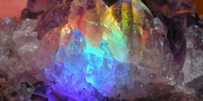 LA CIENCIA HABLA SOBRE EL PODER CURATIVO DE LAS PIEDRAS, CRISTALES Y MINERALES