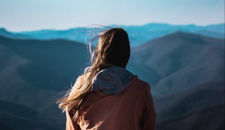 NO TE RINDAS ANTE LOS OBSTÁCULOS, APRENDE A LEVANTARTE Y SEGUIR ADELANTE