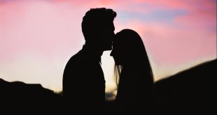 AMAR A UN ALMA ANTIGUA